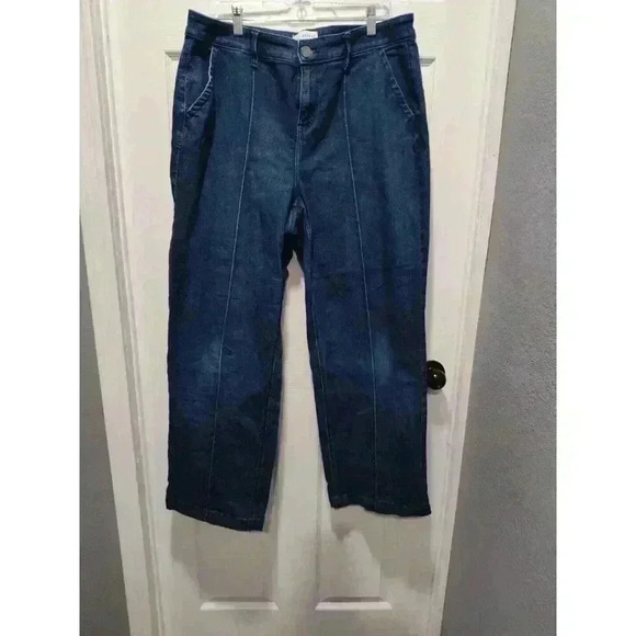 Lane Bryant Wmns Signature Fit High-Rise Wide Leg Flex Magic Waistband Jeans 14 - Picture 11 of 11